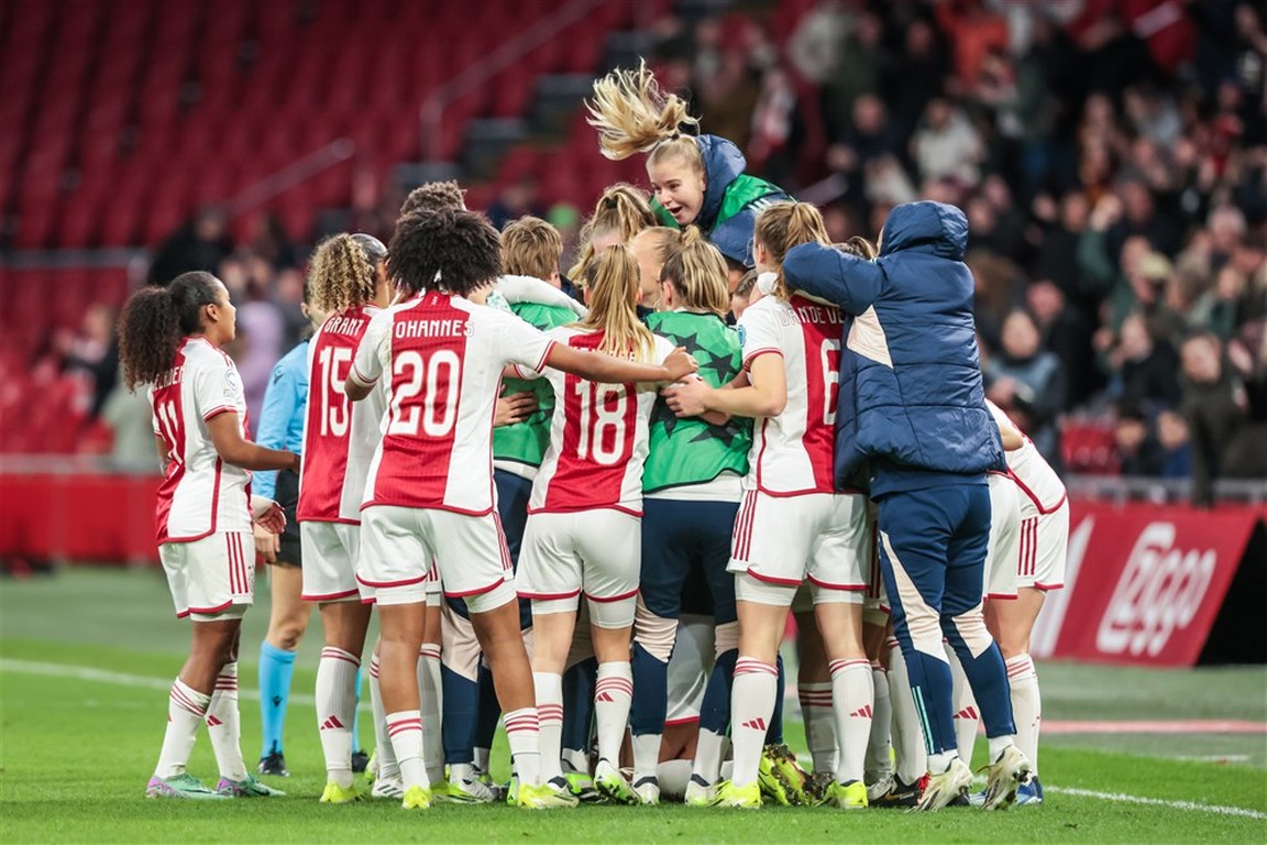 Ajax Vrouwen In Kwartfinale Champions League Tegen Chelsea Voetbal