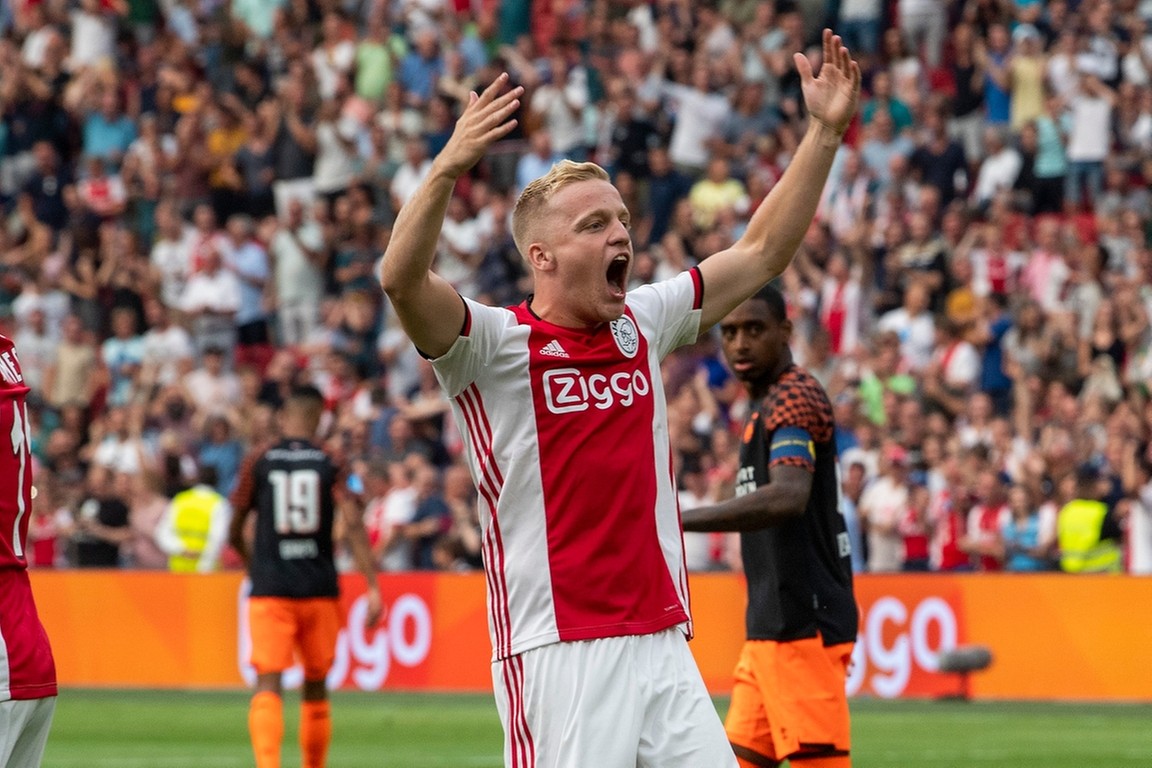 Een evenement Grondwet Denemarken Ajax kan eindelijk baas in 'eigen' Arena worden tegen PSV - Voetbal  International